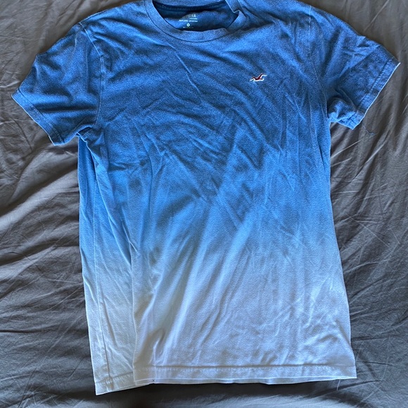 Blue and white Hollister short sleeve shirt - Picture 1 of 1